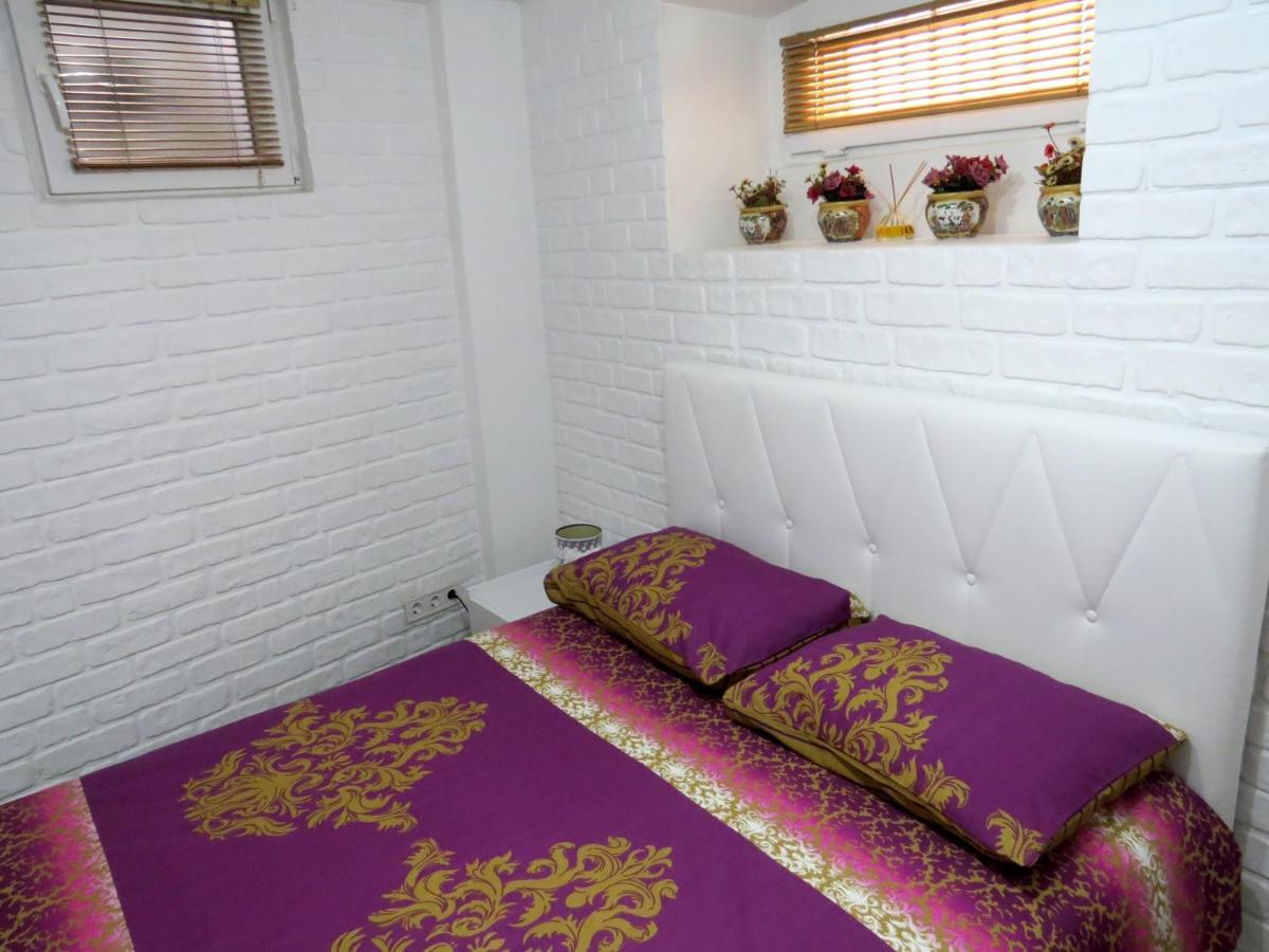 Istanberry - Pera Flats Aparthotel Istanbul Bagian luar foto