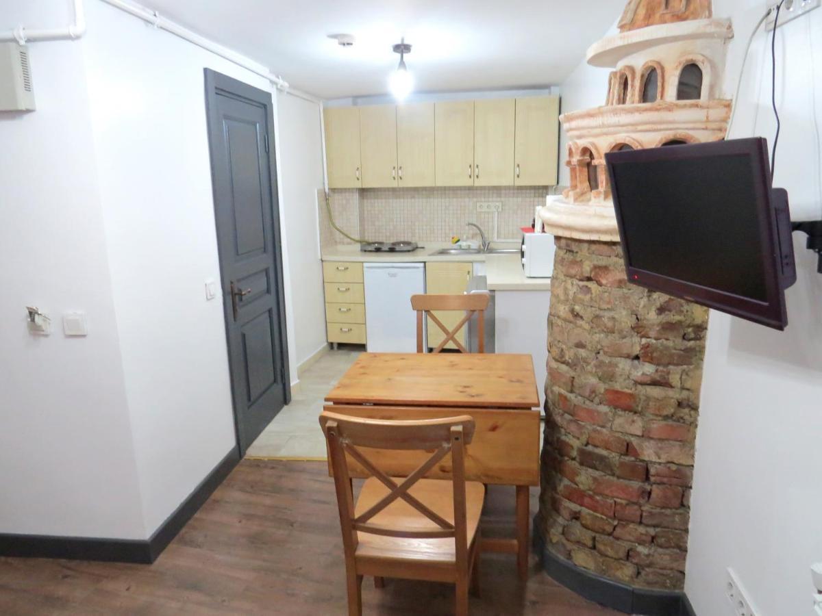 Istanberry - Pera Flats Aparthotel Istanbul Bagian luar foto