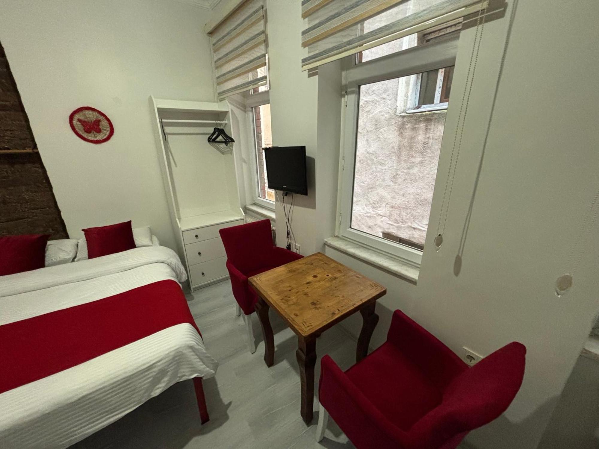 Istanberry - Pera Flats Aparthotel Istanbul Bagian luar foto