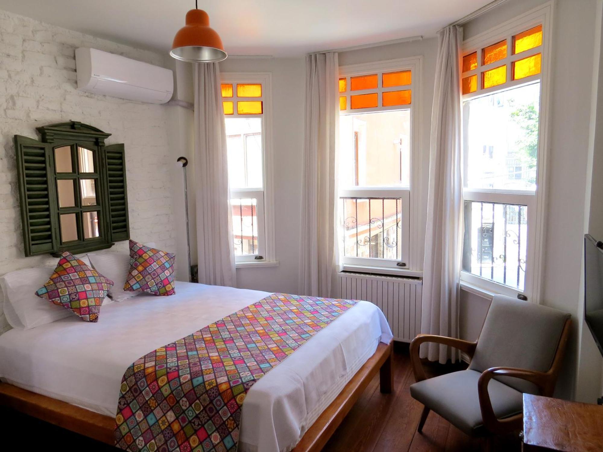 Istanberry - Pera Flats Aparthotel Istanbul Bagian luar foto